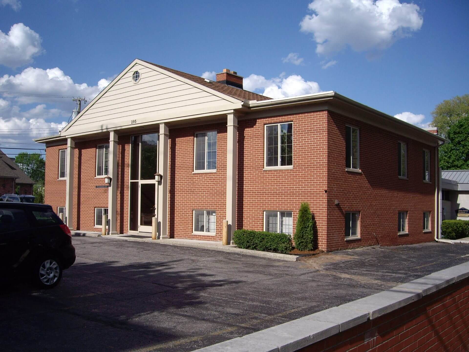 Friedman’s Glenn DesRosiers Sells ±4,100 SF Office Building in